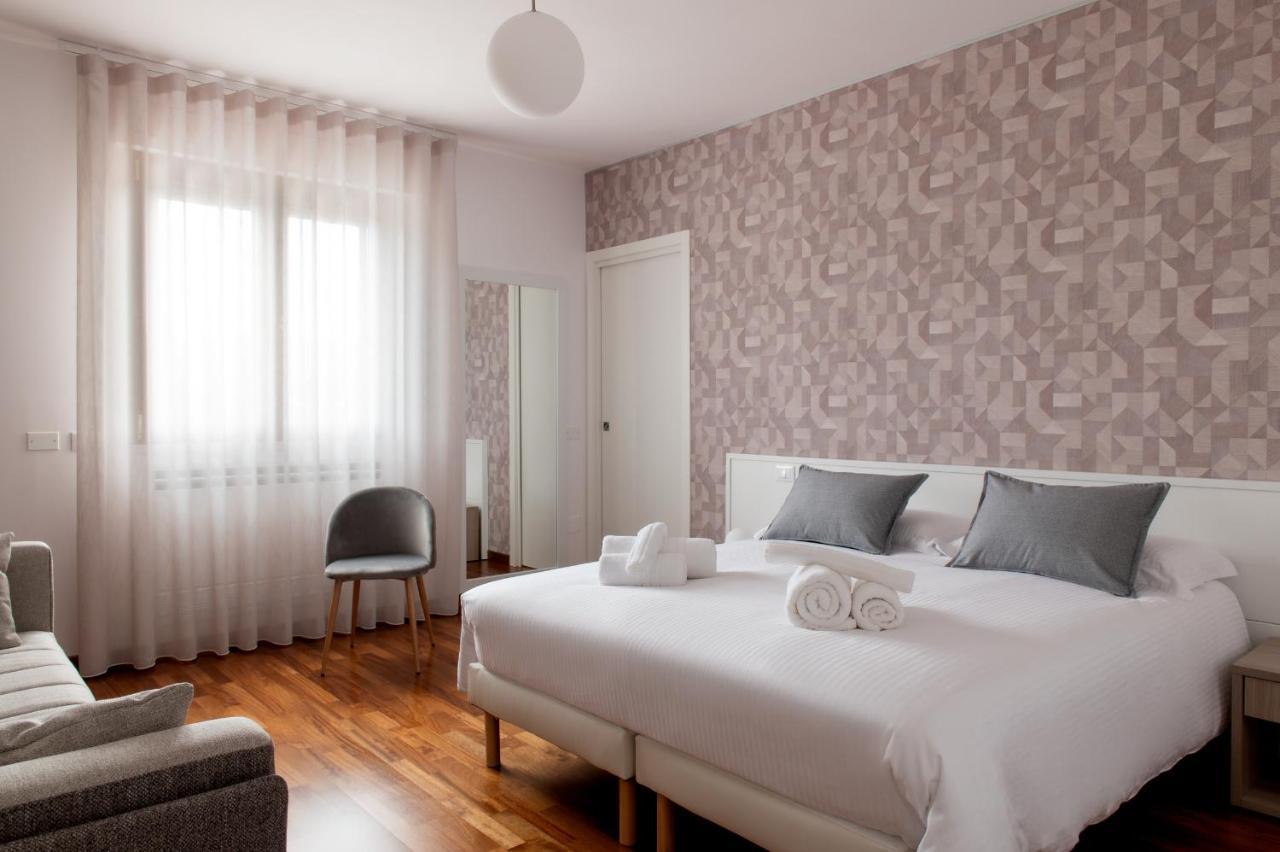 B&B Monna Lisa Rooms Montesano Scalo ภายนอก รูปภาพ