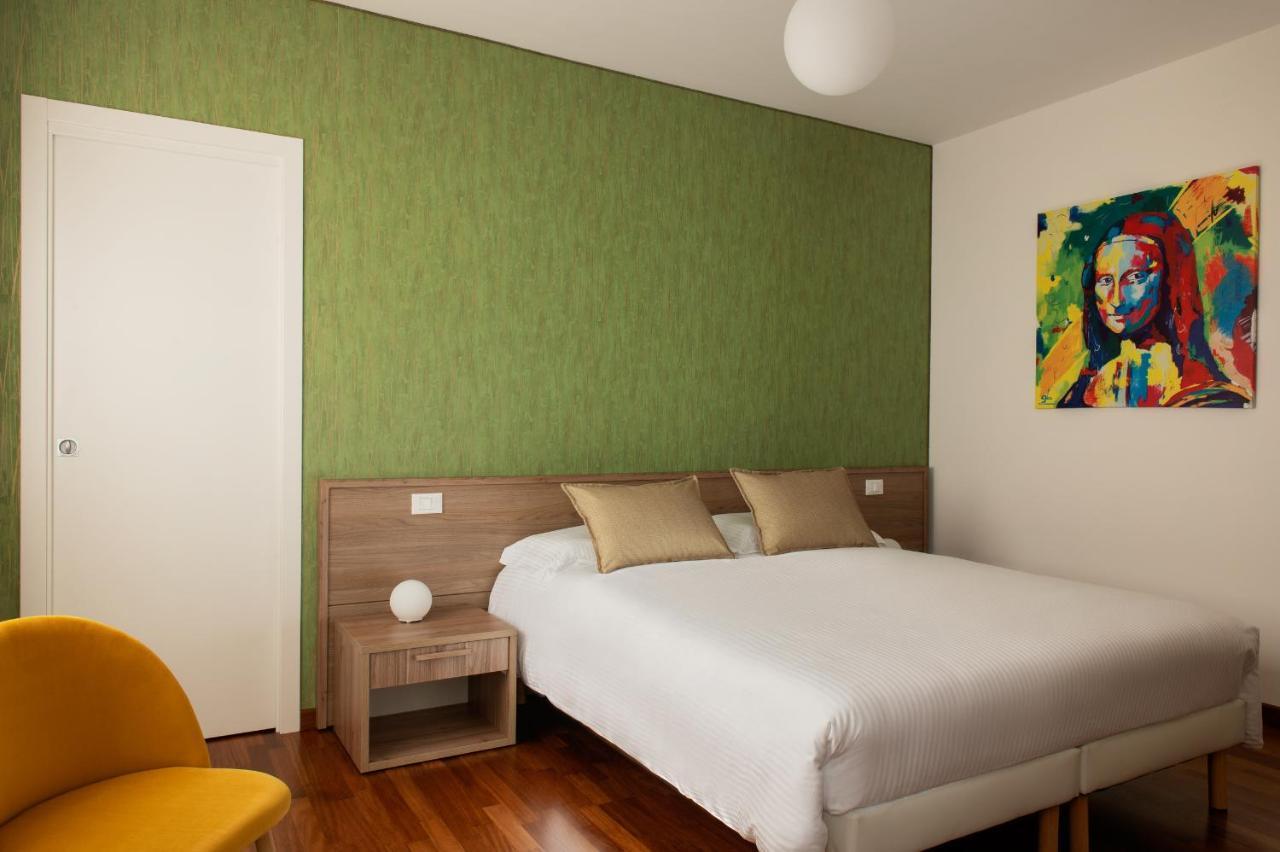 B&B Monna Lisa Rooms Montesano Scalo ภายนอก รูปภาพ