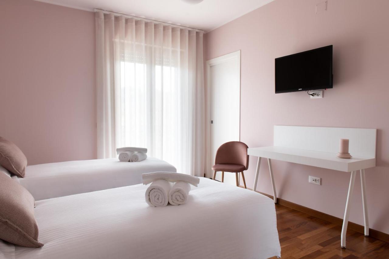 B&B Monna Lisa Rooms Montesano Scalo ภายนอก รูปภาพ